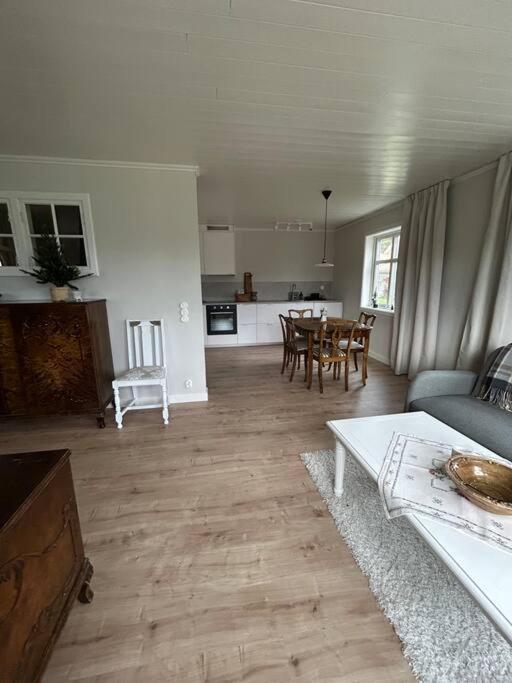 Ny Laegenhet I Vesene Apartment Ljung Екстериор снимка